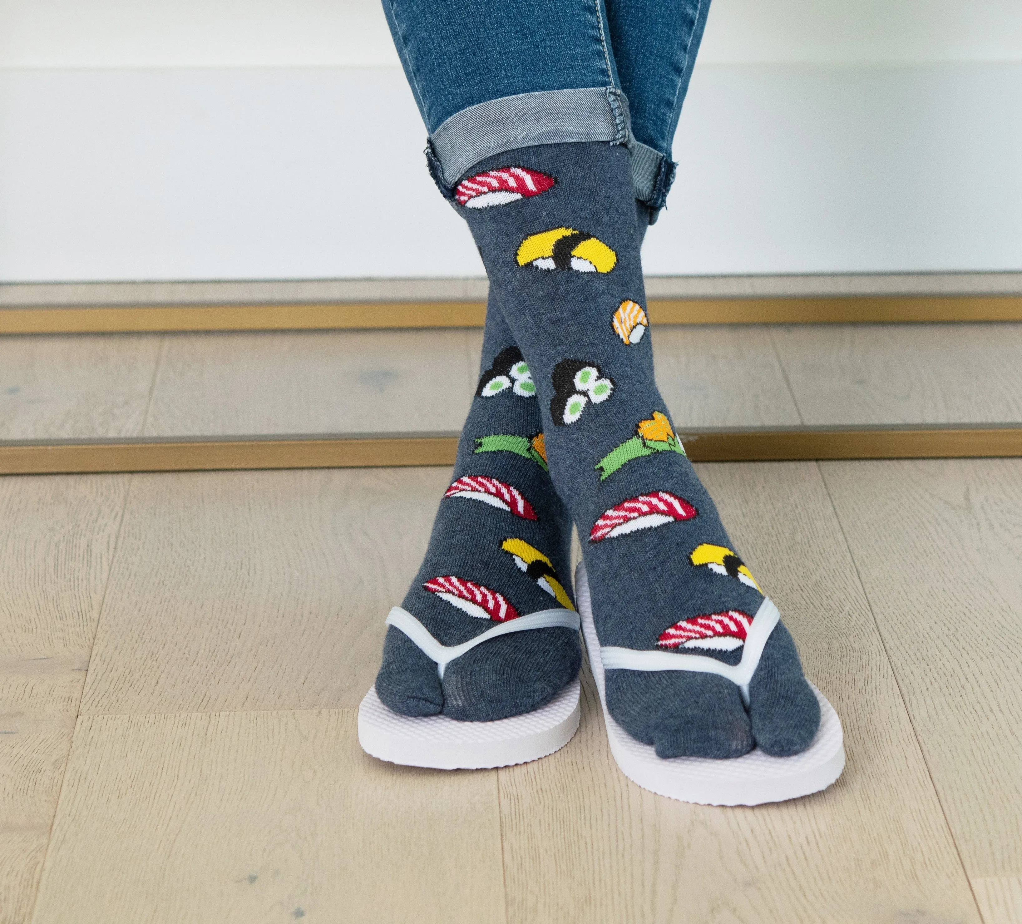 1 Pair - V-Toe Flip Flop Tabi Socks - Sushi Socks by V-Toe Socks, Inc